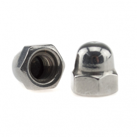 The GoPro fastening nut is large
