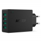 AUKEY AiPower 40 W 4x USB ports charger, close-up