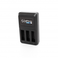 Зарядное устройство на 3 батареи для GoPro HERO4 - Triple Charger