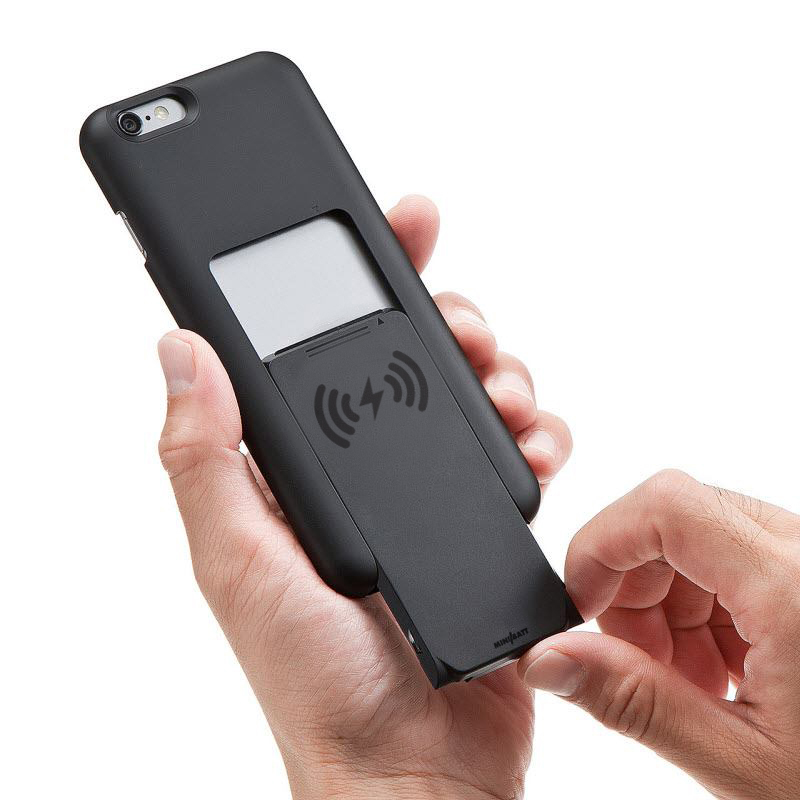 MiniBatt PowerCase Iphone 7, installation on the phone
